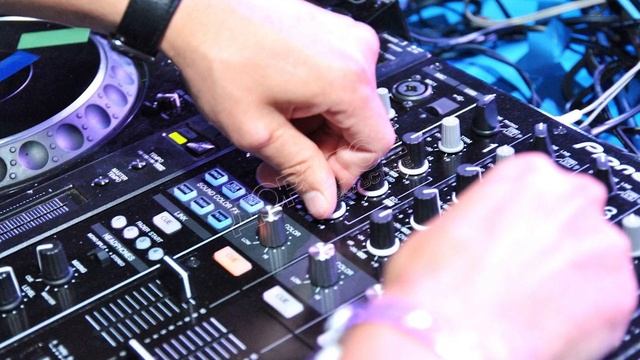 День Ди Джея,9 Марта, красивая видео открытка DJ Day,всемирный день ди джея