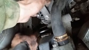 Opel Astra, Opel Zafira 2.0 - 2.2. Как правильно снять генератор.