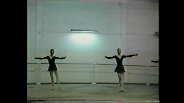 Выпускной гос.экзамен учениц засл.учителя РСФСР А.В.Никифоровой смотреть онлайн