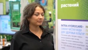 Что мы предлагаем для теплиц: забеливание, очистка системы полива, стимулятор роста для растений.