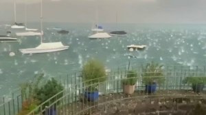 Необычный дожь. Камнепад.