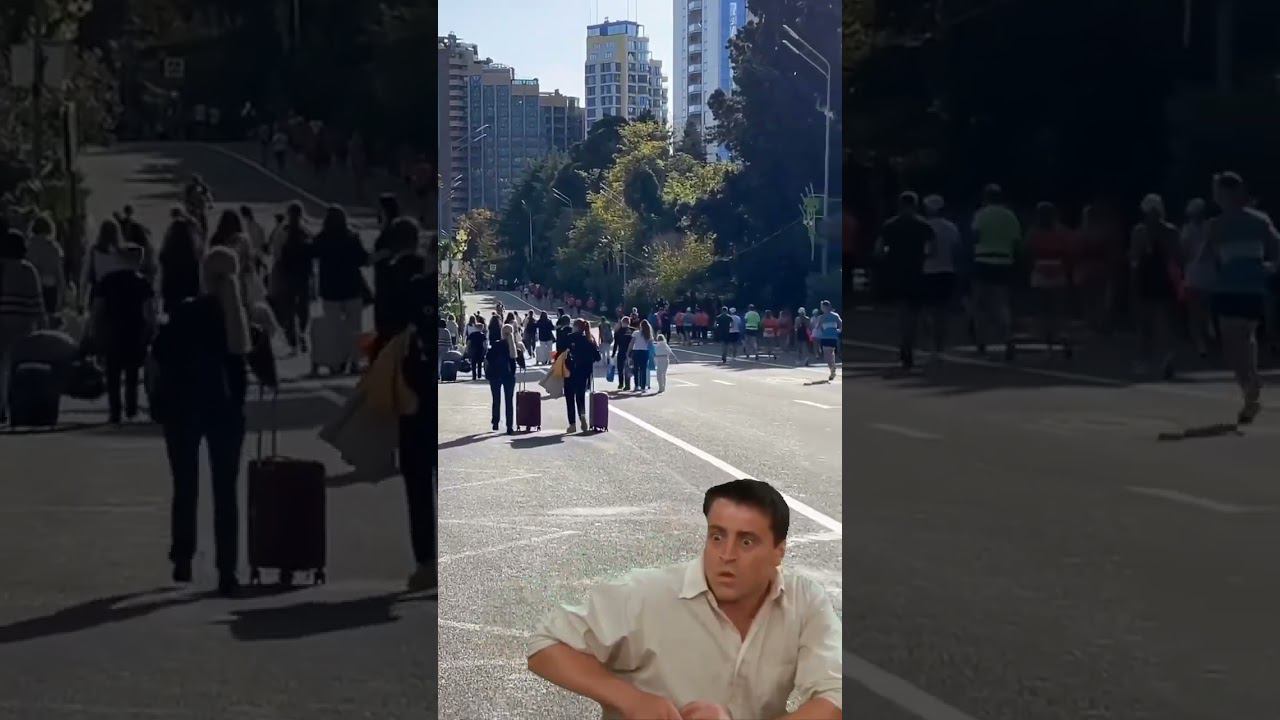 Весь день в сети шутки про путь в аэропорт Сочи пешком, в связи с проведением марафонов #shorts смотреть онлайн
