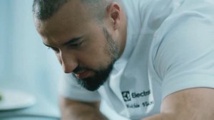 Индукционная поверхность Electrolux Intuit SensePro