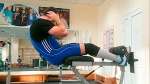 Скручивания в римском стуле: техника выполнения