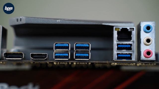 Asrock X570 Phantom gaming 4, pronta per il futuro смотреть онлайн