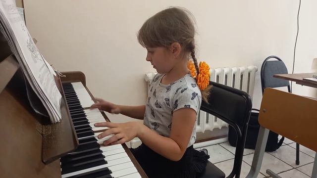 Муллахметова Таисия (№1). Пьеса "Лодочка". Первые шаги маленького пианиста.