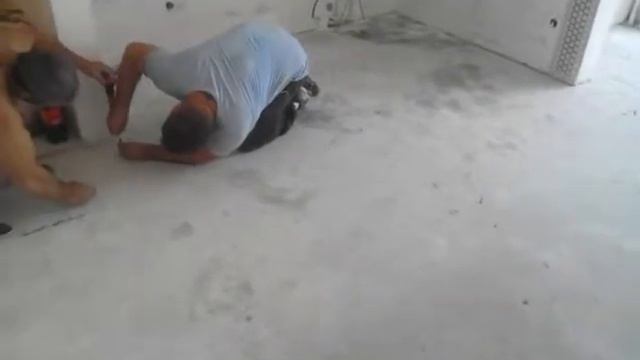 Наливной пол без мояков часть 1 смотреть онлайн