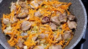 Тушеная картошка с мясом. Простой рецепт!