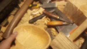 Деревянная посуда своими руками. Без опыта и плана. Резьба в рукопашную.