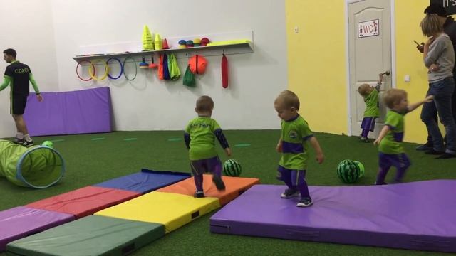 Детский футбол. Владосик 1,6 смотреть онлайн