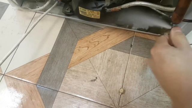 Candy встройка.Компрессор полетел.Забита капилляр.Диагностика. смотреть онлайн