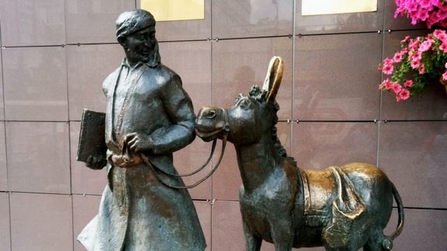 Необычные памятники Москвы