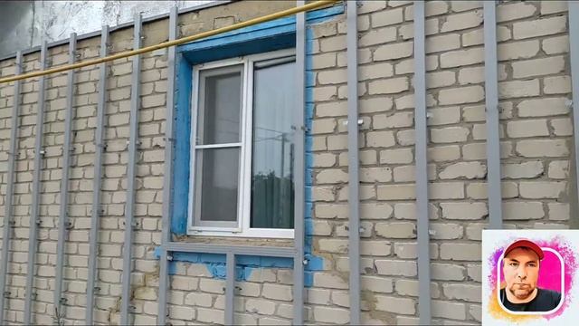 начали новый обьект по обшивке дома сайдингом/сайдинг ю-пласт/делаем обрешетку смотреть онлайн