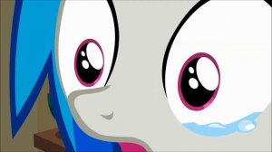 DJ Pon-3 Learns the Meaning of Friendship
