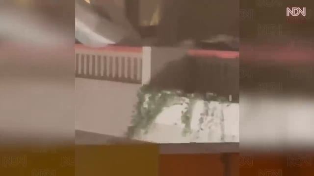 260 km/h (161 mph) turned Acapulco into Ruins! Hurricane Otis Cat 5 hit Mexico. смотреть онлайн