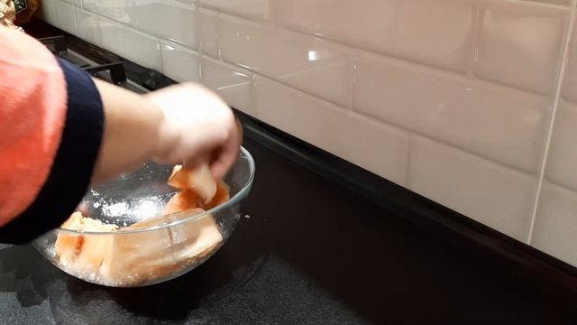 КАК БЫСТРО ЗАСОЛИТЬ ЛОСОСЬ///(лана у плиты).