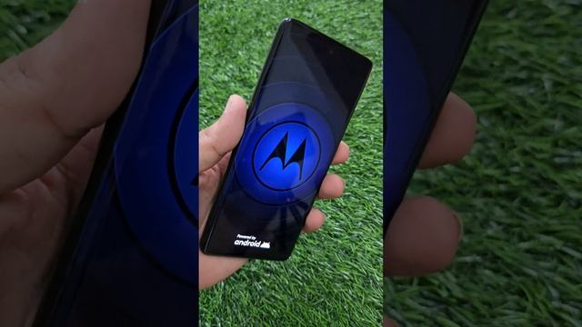 Motorola Edge 40 Neo Black Beauty  - Motorola killing the Flagship Killer (Oneplus)