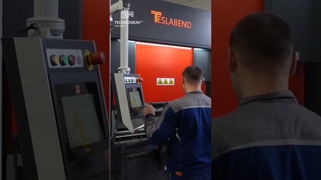 Пусконаладочные работы гидравлического листогибочного пресса Teslamak #shots