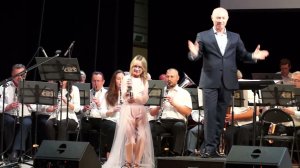 "Школа музыкальная", музыка Александра Гилева, слова Павла Каликина. Солистка - Варвара Лыткина.