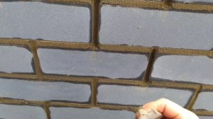 А можно скамейки будут из кирпича?