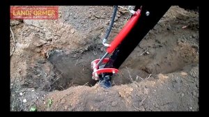 Мини экскаватор прицепного типа Landformer 100 российского производства