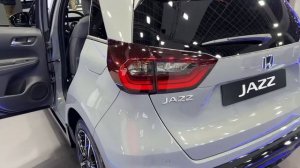 New HONDA JAZZ 2023 (FACELIFT) - practicality test & CRAZY magic seats demonstration