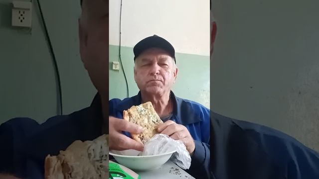 На обзор чипсы со вкусом утки с соусом из дикой брусники из магазина фикс прайс ем на работе смотреть онлайн