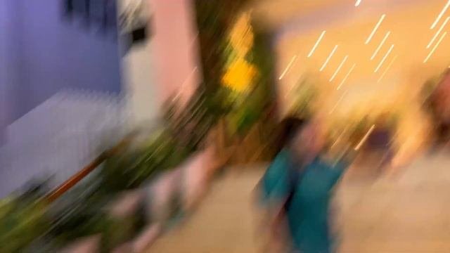 Хошимин , Вьетнам / Ночные развлечения / Что поесть / Самолет сел в центре города / Стал миллионеро