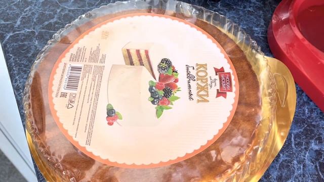 Быстрый тортик.делаем взбитые сливки и белки с помощью миксера Comfee CF-HM2811.Обзор миксера. смотреть онлайн