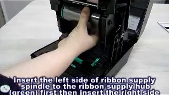 Как установить риббон в принтер этикеток TSC TA200/TA300 смотреть онлайн