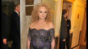 Молодой муж Ларисы Долиной издевается над певицей... Уже подала на развод...