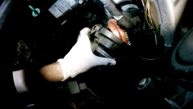 Saab 9000 2.3L 1995 Air Filter Replacement смотреть онлайн