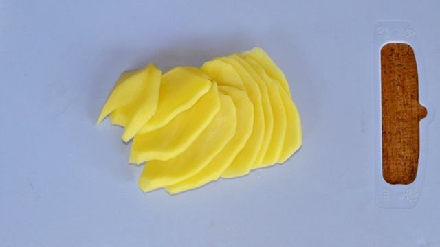 Пирог с картошкой и луком