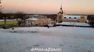 Дети / снежная горка / зима/ зимние приключения / покатушки / видео для