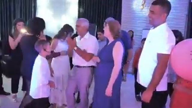 Песня про Бабушку и Дедушку. смотреть онлайн