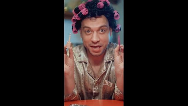 Yan Dilan - Новогодний маникюр