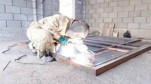 How to weld the hinges on the gate / Как приварить петли на ворота / Ашык Машыкты койуу ыкмасы