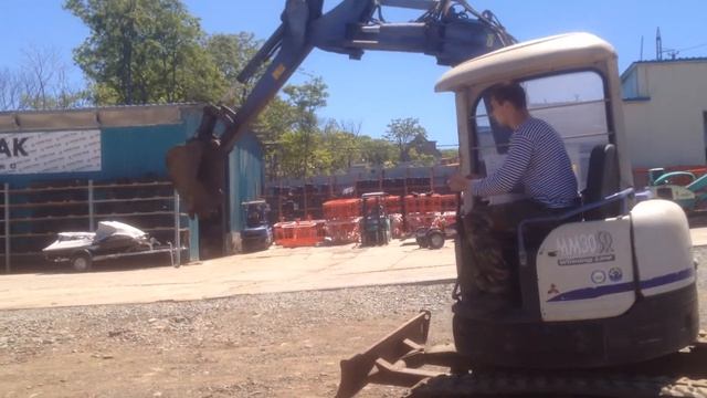 MITSUBISHI ММ 30SR-3, 2002 год. Цена 510 000 руб. Во Владивостоке смотреть онлайн