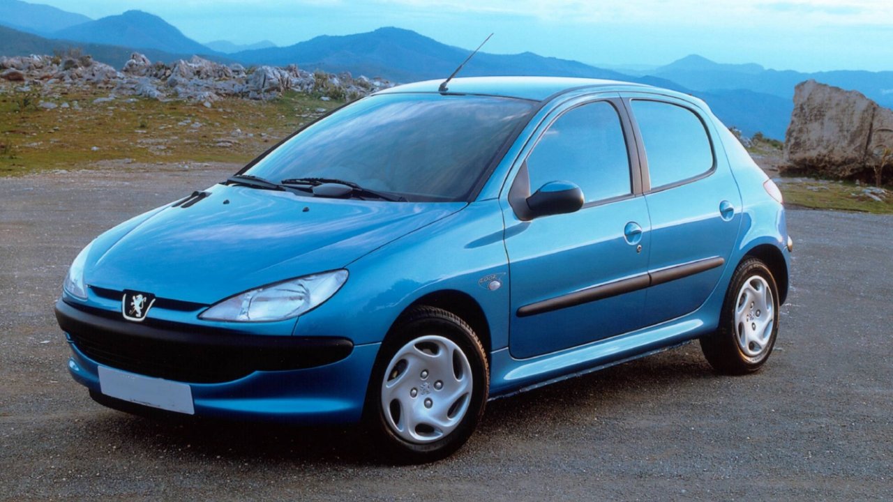 Пежо 206 - Peugeot 206. Будни авто любителей.