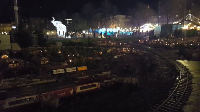 Schloßplatz Stuttgart Weihnachtsstimmung 2018 смотреть онлайн