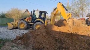 Рытье и копка траншеи экскаватором