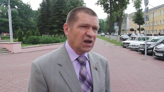 Главврач Гомельской городской клинической больницы №1 Олег Ядренцев смотреть онлайн