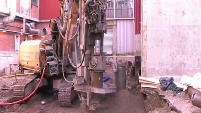 Бурение с одновременной обсадкой пневмоударником под сваи смотреть онлайн