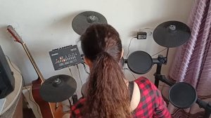 Учимся играть Gorillaz Clint Eastwood на барабанах