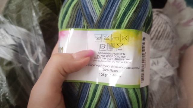 День рождения переселенки Дины! Что подарил муж?! Успела связать свитер! ??????️ смотреть онлайн