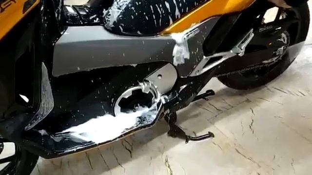 Drive Inn Honda integra 750 Detaylı Temizlik смотреть онлайн