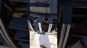 how to change a Mercedes vito w447 grill 2015/2021