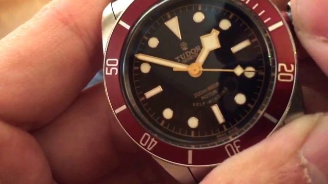 TUDOR black bay in red passion смотреть онлайн