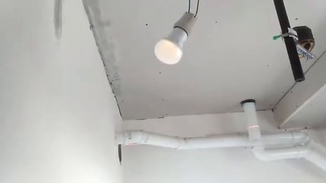 Устройство защиты светодиодов