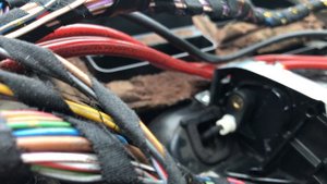 БМВ Е34 Ремонт крепления сервопривода климатроника BMW E34